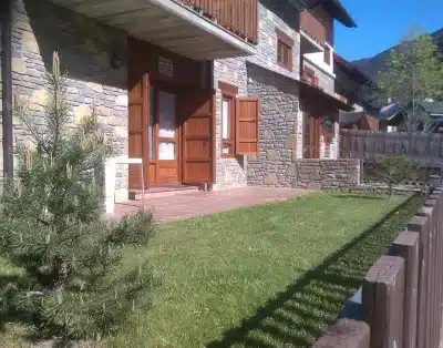 PIRINEO SUITES BAQUEIRA AIGUESTORTES